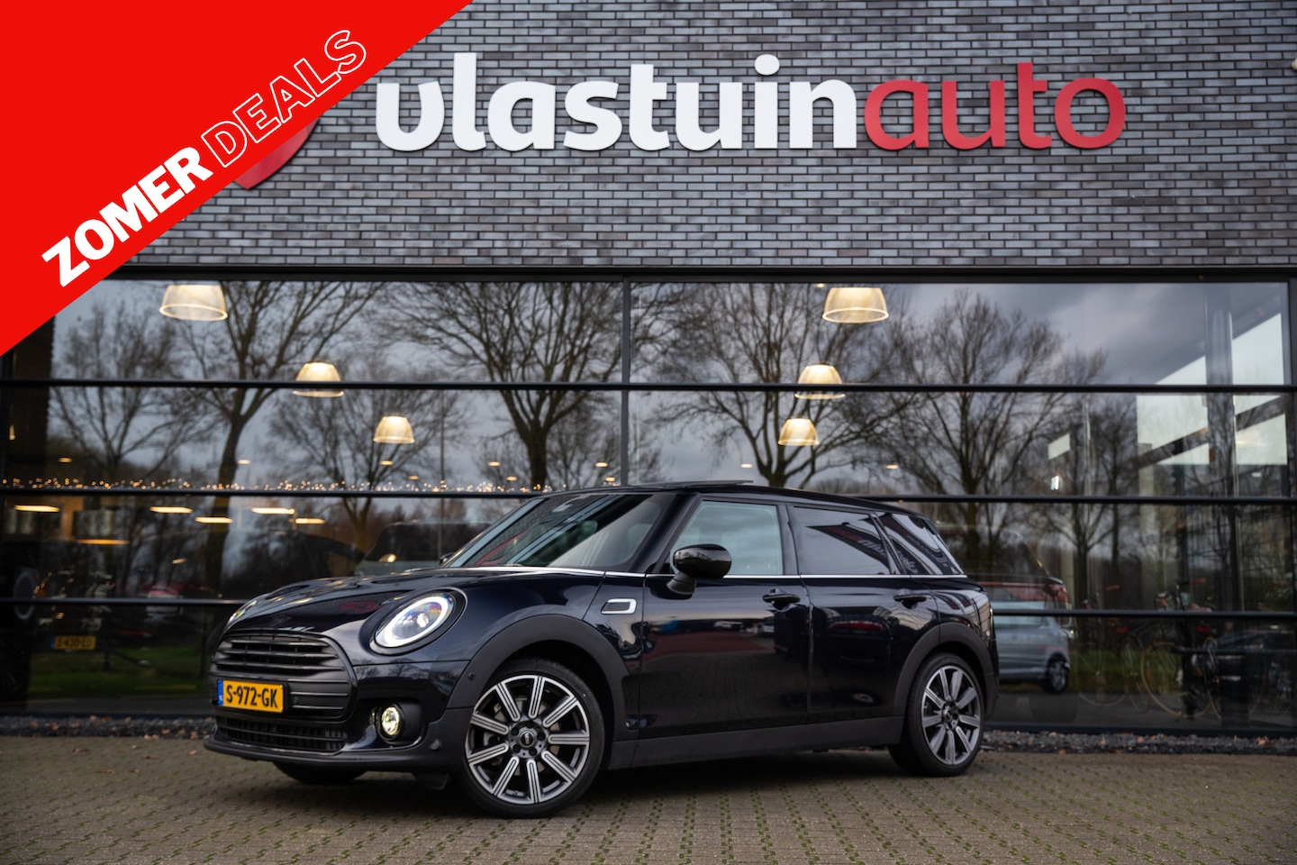 MINI Clubman - Mini 1.5 Cooper MINI Yours , Trekhaak, Pano, H&K, Leder, Camera, Memory - AutoWereld.nl