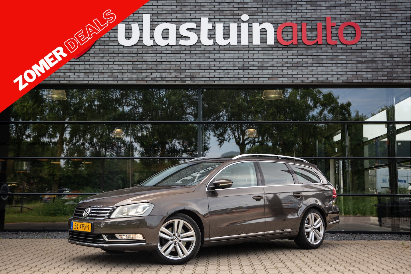 Volkswagen Passat Variant - 1.4 TSI High  Executive Line BlueMotion 1.4 TSI High Executive Line BlueMotion , Trekhaak, Cruise control, Leder, PDC - AutoWereld.nl