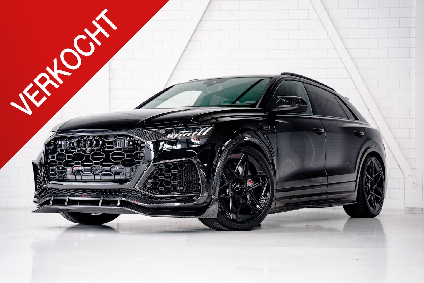 Audi RSQ8 - ABT Signature Edition 800pk l 1 of 96 l Oak Green Wrap | - AutoWereld.nl