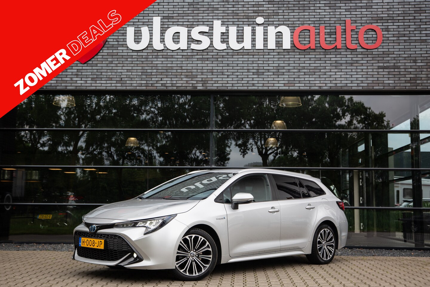 Toyota Corolla Touring Sports - 1.8 Hybrid Business Plus 1.8 Hybrid Business Plus , Adap. cruise, Carplay, Achteruitrijcamera, - AutoWereld.nl