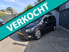 Volkswagen Touran - 1.4 TSI Highline 7p.Climate control, Navi, Cruise control, Pakeersensoren