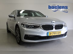 BMW 5-serie - 530e iPerformance eDrive Edition | HARMAN/KARDON | SFEER | CARPLAY | 18'LMV | DAB | NAVIGA