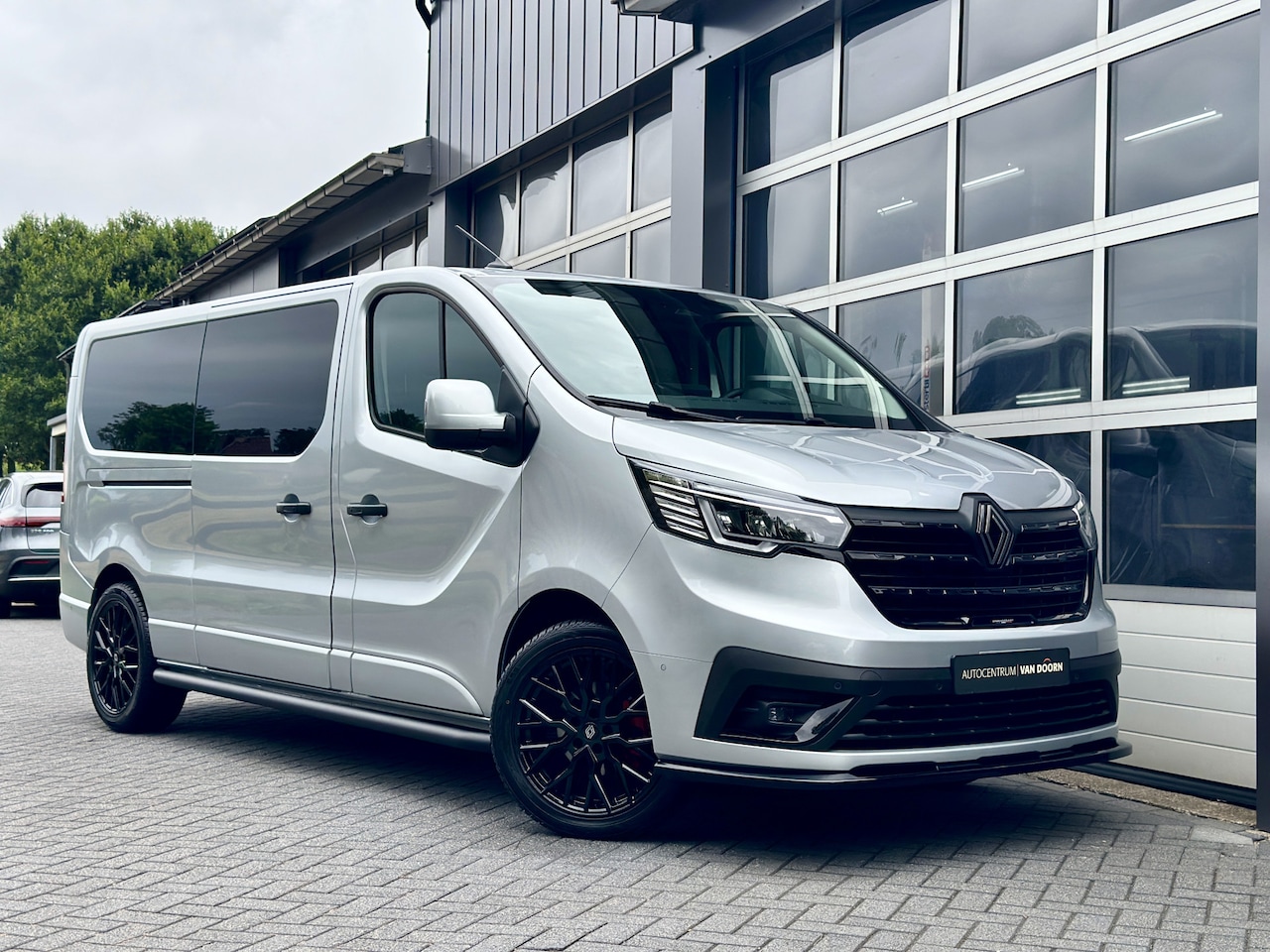 Renault Trafic - 2.0 Blue DCi | 150pk | Automaat | Lang | BPM vrij | Anniversary | LED | Navi | Camera | Tr - AutoWereld.nl