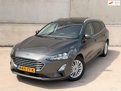 Ford Focus Wagon - 1.0 EcoBoost Titanium Aut. Pano Trekh Camera ACC Winterpakket