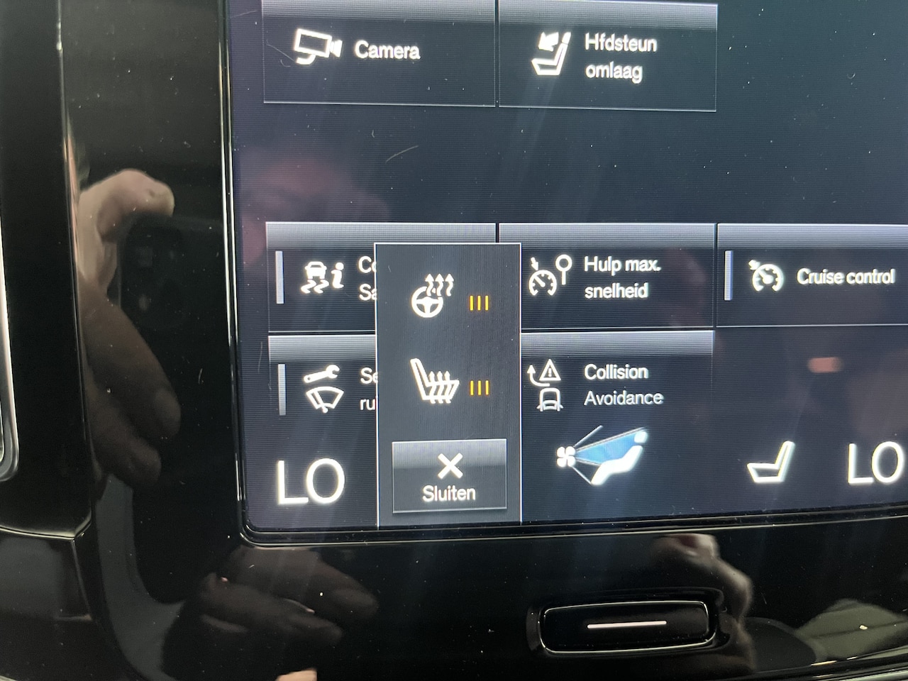 Volvo XC40 - 1.5 T4 Recharge R-Design 1.5 T4 Recharge R-Design - AutoWereld.nl