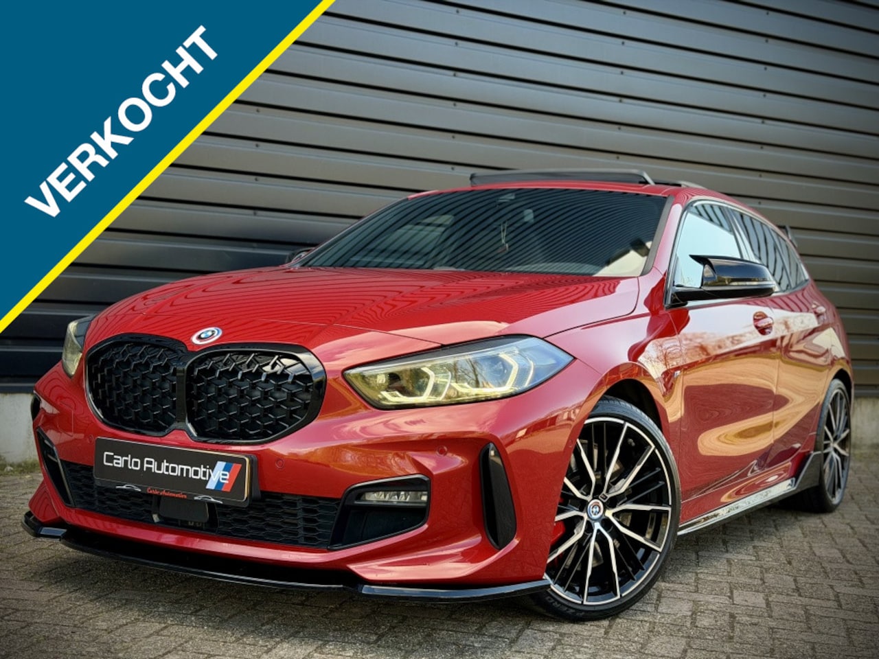 BMW 1-serie - 118i M-PERF. M135 PANO|SCHAALSTOEL|CAMERA|HiFi - AutoWereld.nl
