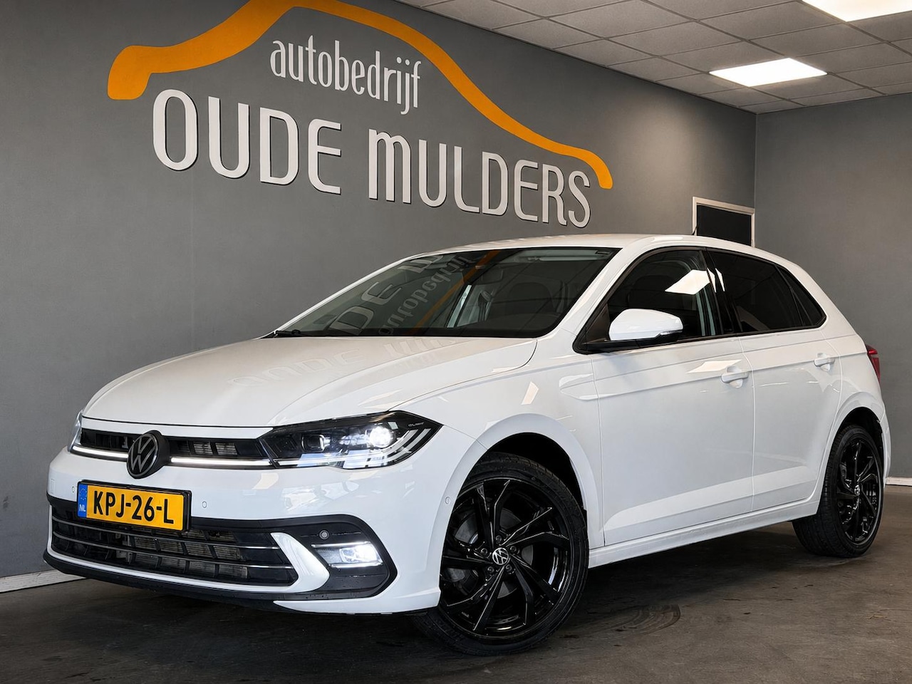 Volkswagen Polo - 1.0 TSI Life Edition 110PK | Adaptive | IQ Light | Clima | Stoelverwarming | - AutoWereld.nl