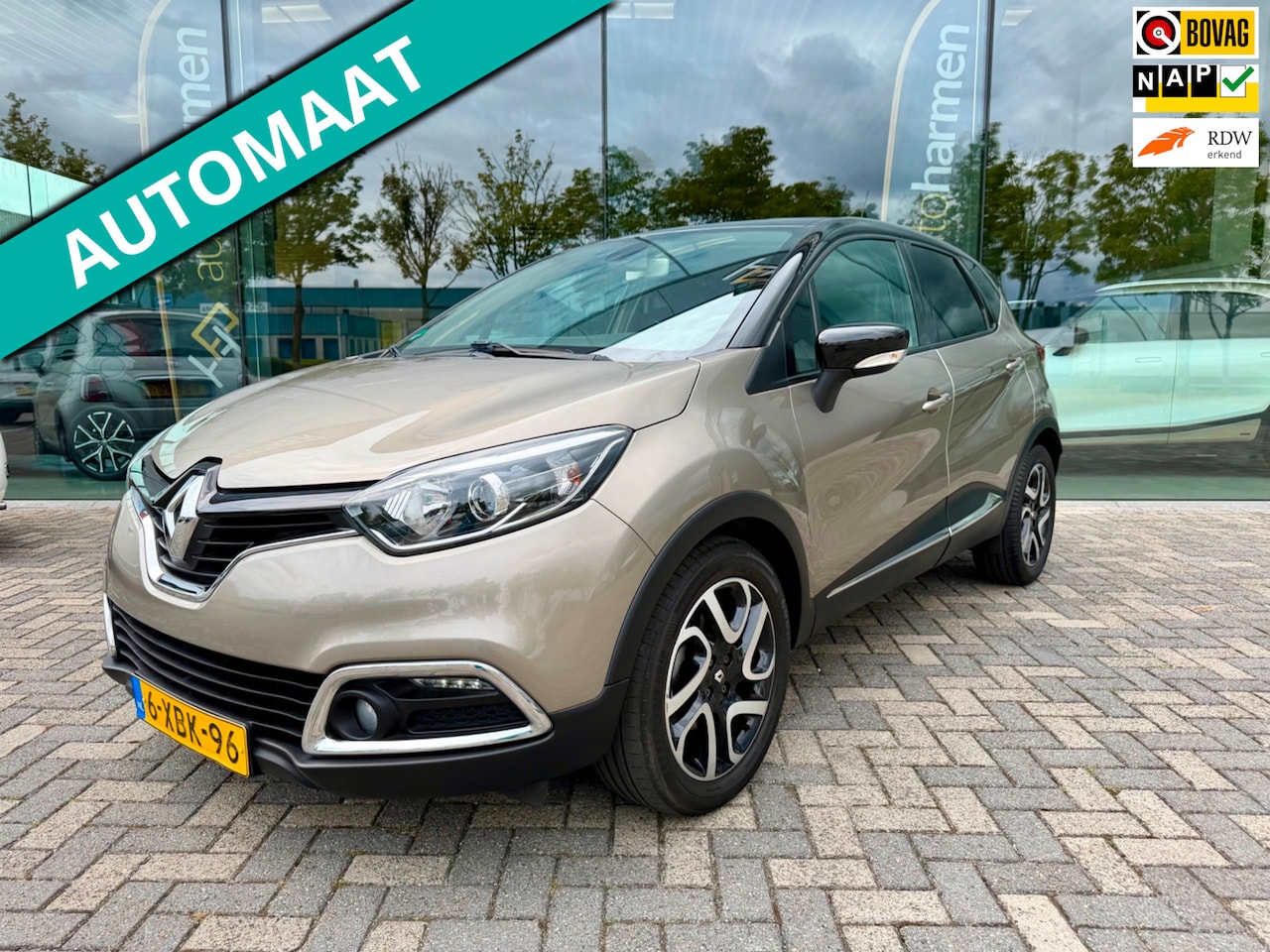 Renault Captur - 1.2 TCe automaat Dynamique 2-Tone, NAP, KeyLess, Camera, Navi, Clima, trekhaak - AutoWereld.nl