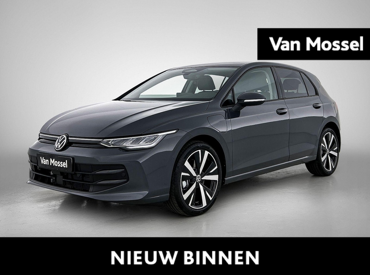 Volkswagen Golf - 1.5 eHybrid Life Edition 204pk | Automaat| Panorama schuif-kanteldak | Apple CarPlay en An - AutoWereld.nl