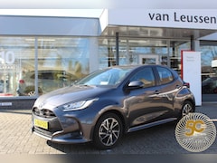 Toyota Yaris - 1.5 HYBRID DYNAMIC LED KOPLAMPEN KEYLESS AD-CRUISE APPLE/ANDROID CLIMA