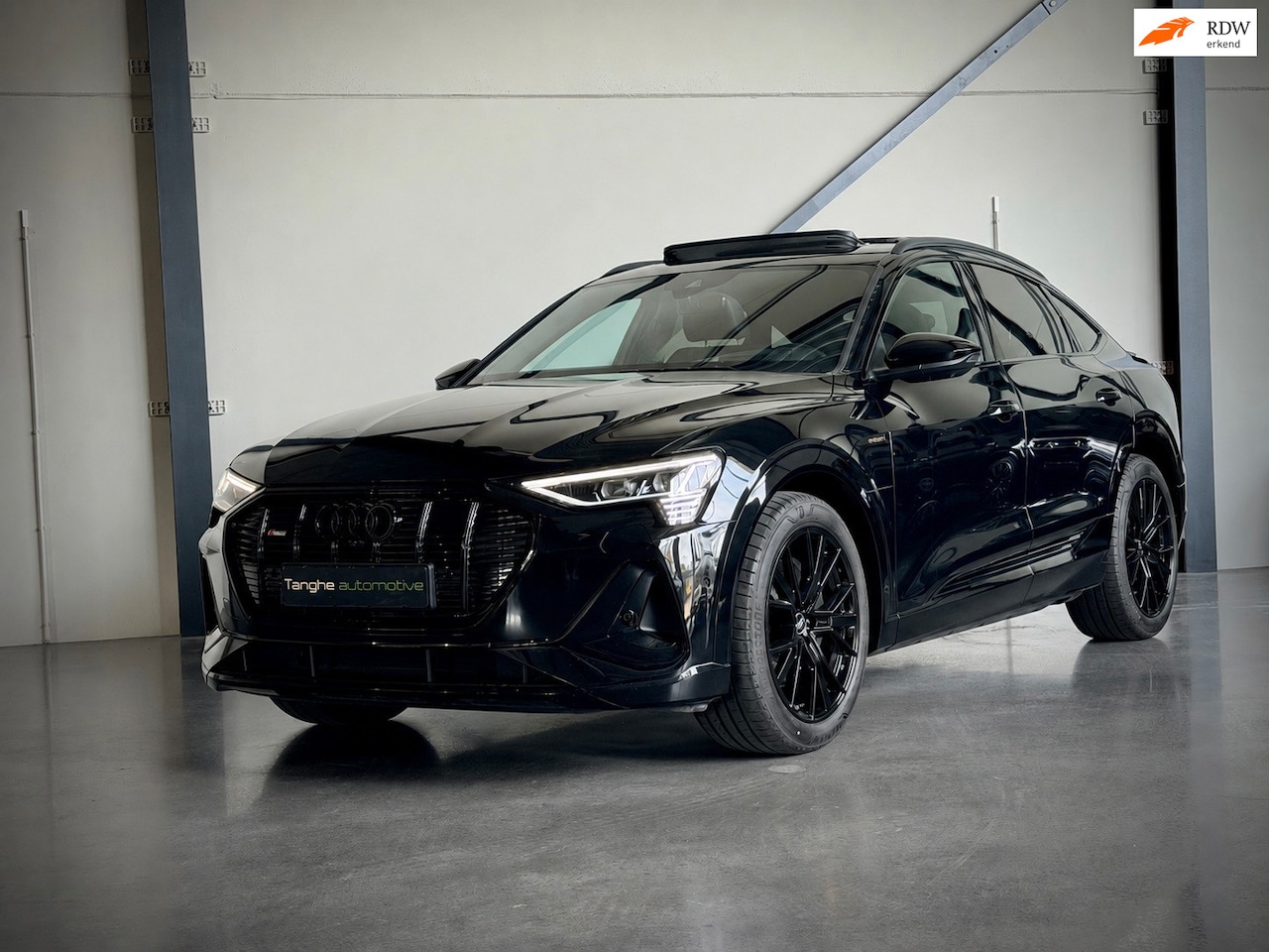 Audi e-tron Sportback - 55, RS Zetels, Panodak, ACC, Trekhaak, Nachtzicht, Head Up - AutoWereld.nl
