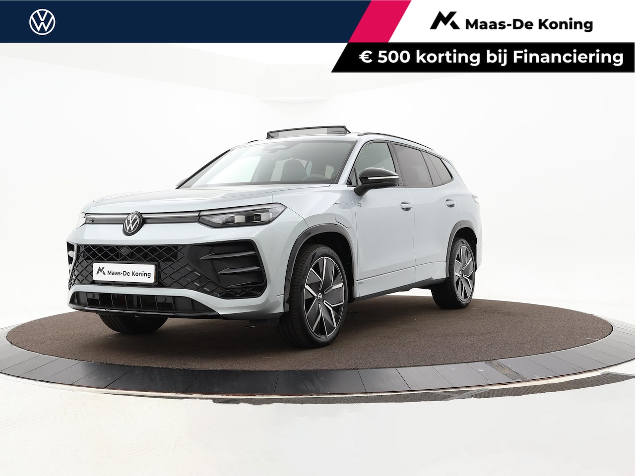 Volkswagen Tayron - 1.5 eHybrid 272pk DSG R-Line Edition · Panoramadak · Inklap. Trekhaak · 360 Camera · Matri - AutoWereld.nl