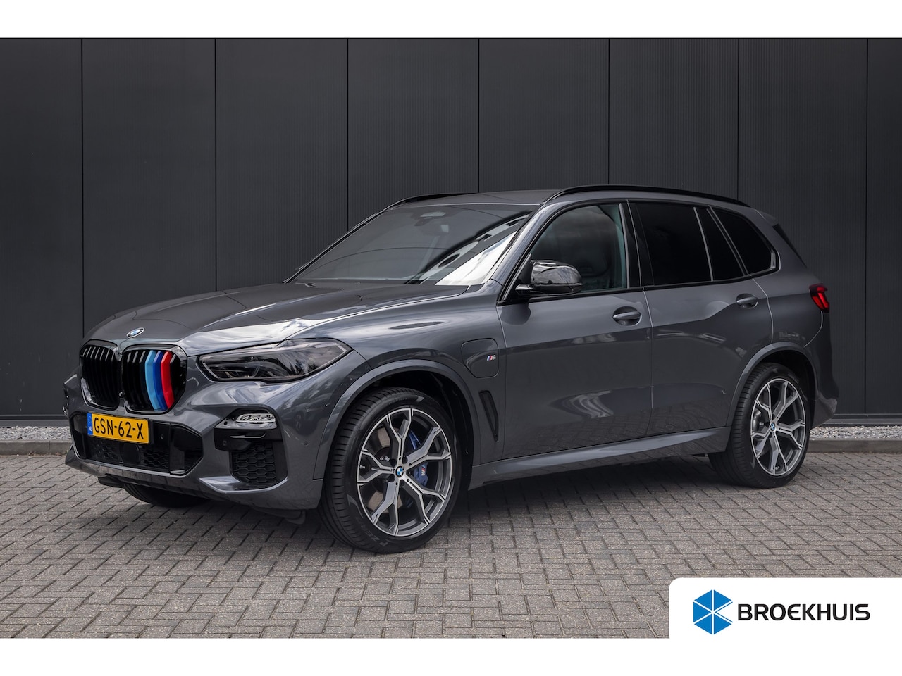 BMW X5 - xDrive45e High Executive | M-Sport | M-stoelen | Laser LED - AutoWereld.nl