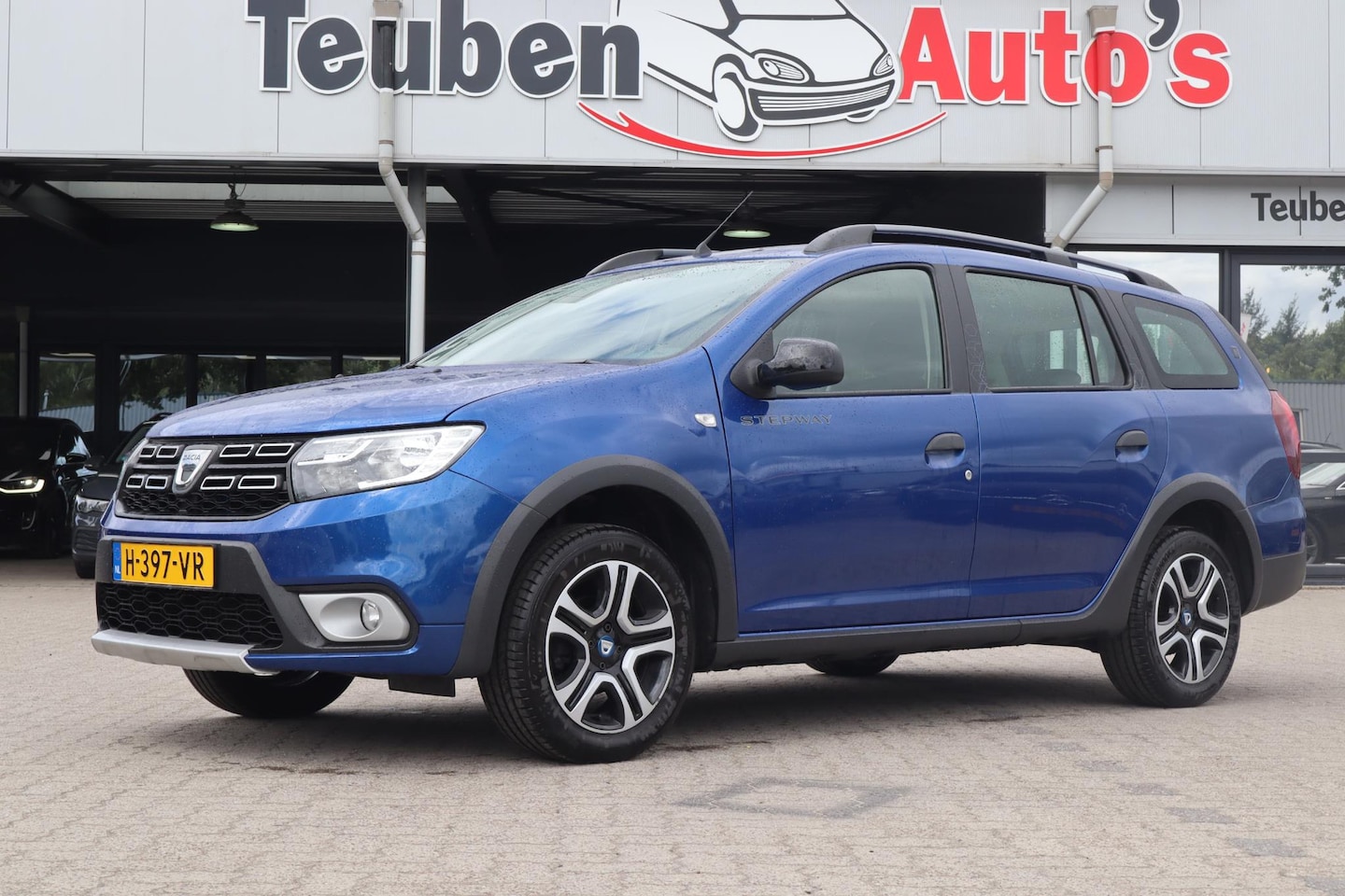 Dacia Logan MCV - 1.0 TCe Bi-Fuel Stepway Serie Limitee 15th Anniv. | Cruise control | Climate control | 113 - AutoWereld.nl
