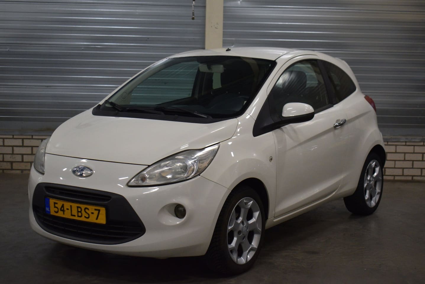 Ford Ka - 1.2 Titanium Parelmoer Wit| Airco|LM Velgen| - AutoWereld.nl
