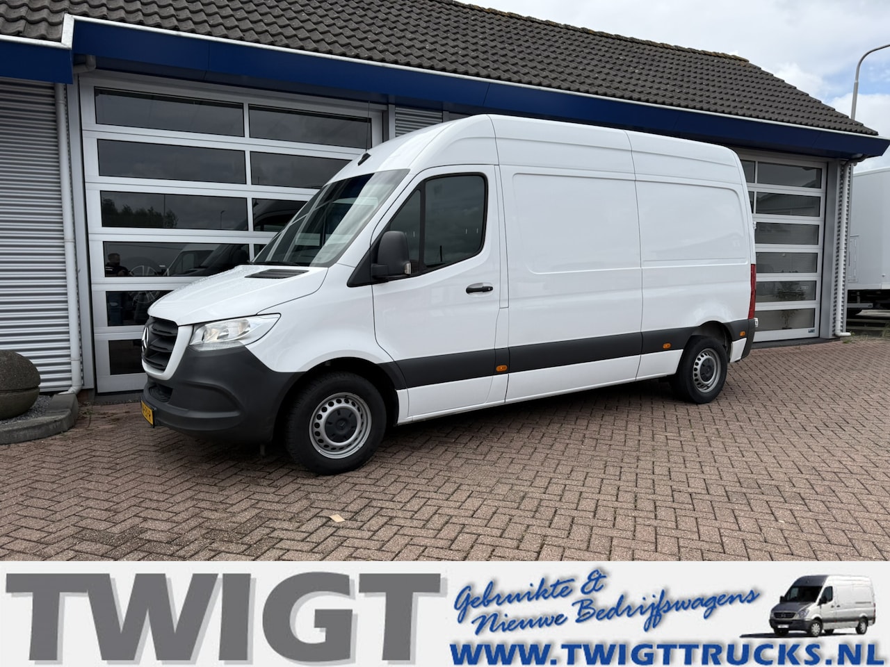 Mercedes-Benz Sprinter - 215 1.9 CDI L2H2 FWD 215 1.9 CDI L2H2 FWD - AutoWereld.nl