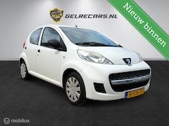 Peugeot 107 - 1.0-12V XS ZEER NETTE STAAT