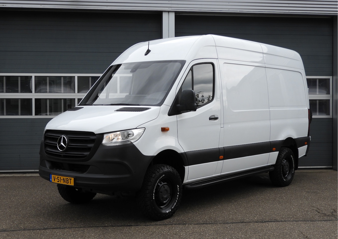 Mercedes-Benz Sprinter - 316 2.2 CDI L2H2 4X4 AWD AUT | 2.8t TREKHAAK | 360° CAMERA | MBUX - AutoWereld.nl