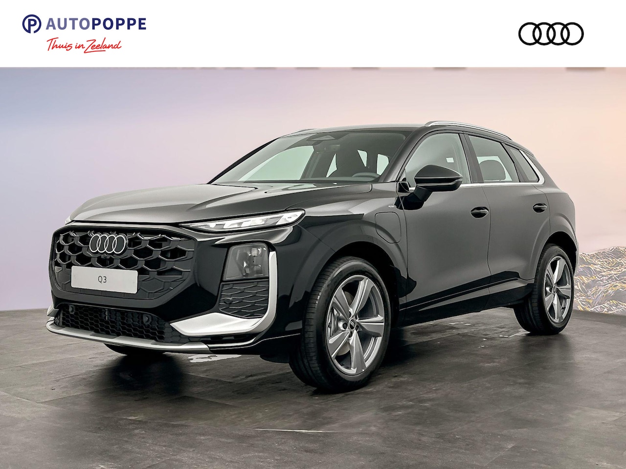 Audi Q3 - S edition e-hybrid 200 kW / 272 PK SUV 6 versn. S- - AutoWereld.nl