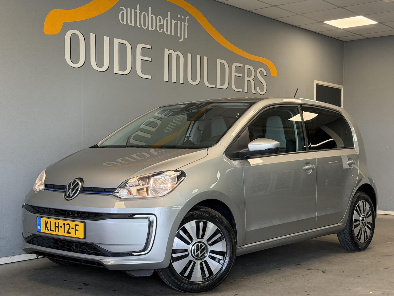 Volkswagen e-Up! - Style | Camera | Stoelverwarming | Cruise | - AutoWereld.nl