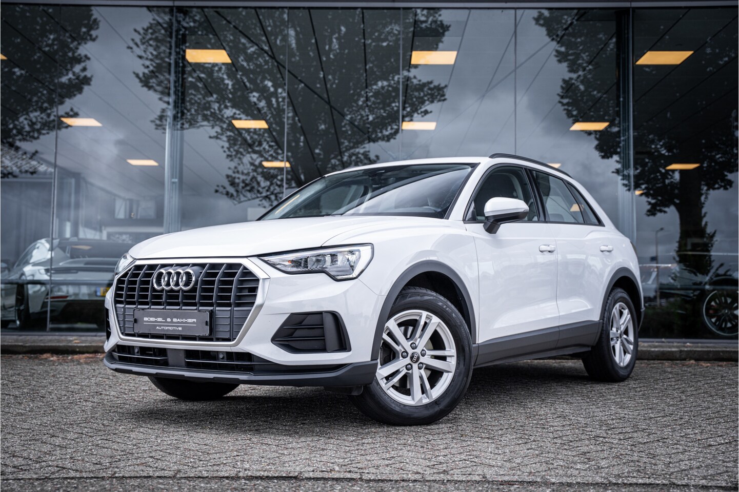 Audi Q3 - 35 TFSI Pro Line ** Trekhaak ** Navigatie ** Stoelverwarming - AutoWereld.nl