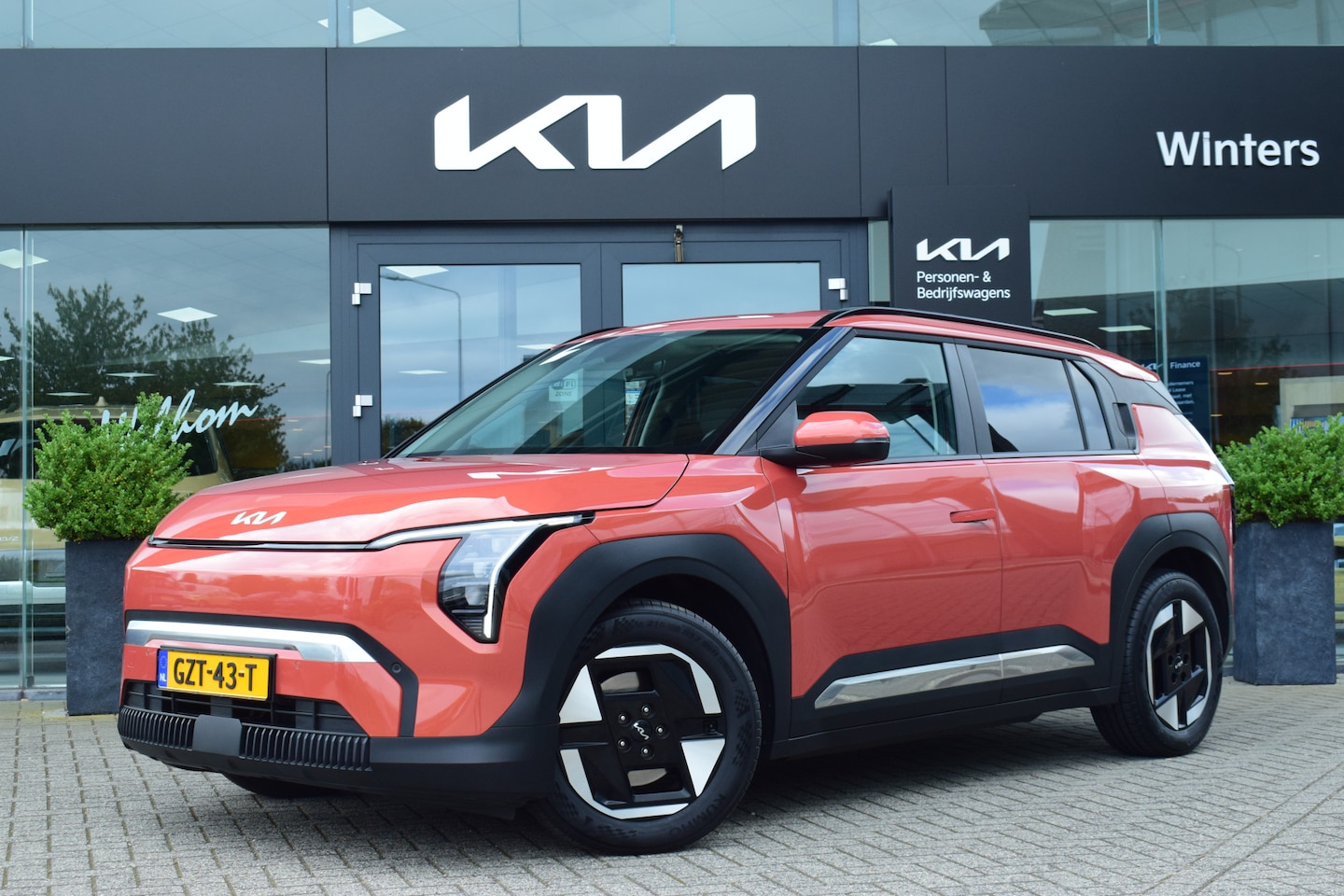 Kia EV3 - Plus 58.3 kWh | Dodehoekdetectie | Draadloze Telefoonlader | Adaptieve Cruise Control | To - AutoWereld.nl