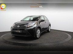 Toyota Aygo X - 1.0 VVT-i MT Play Dealeronderh. / Smartphone Integratie / DAB radio / Achteruitrijcamera /