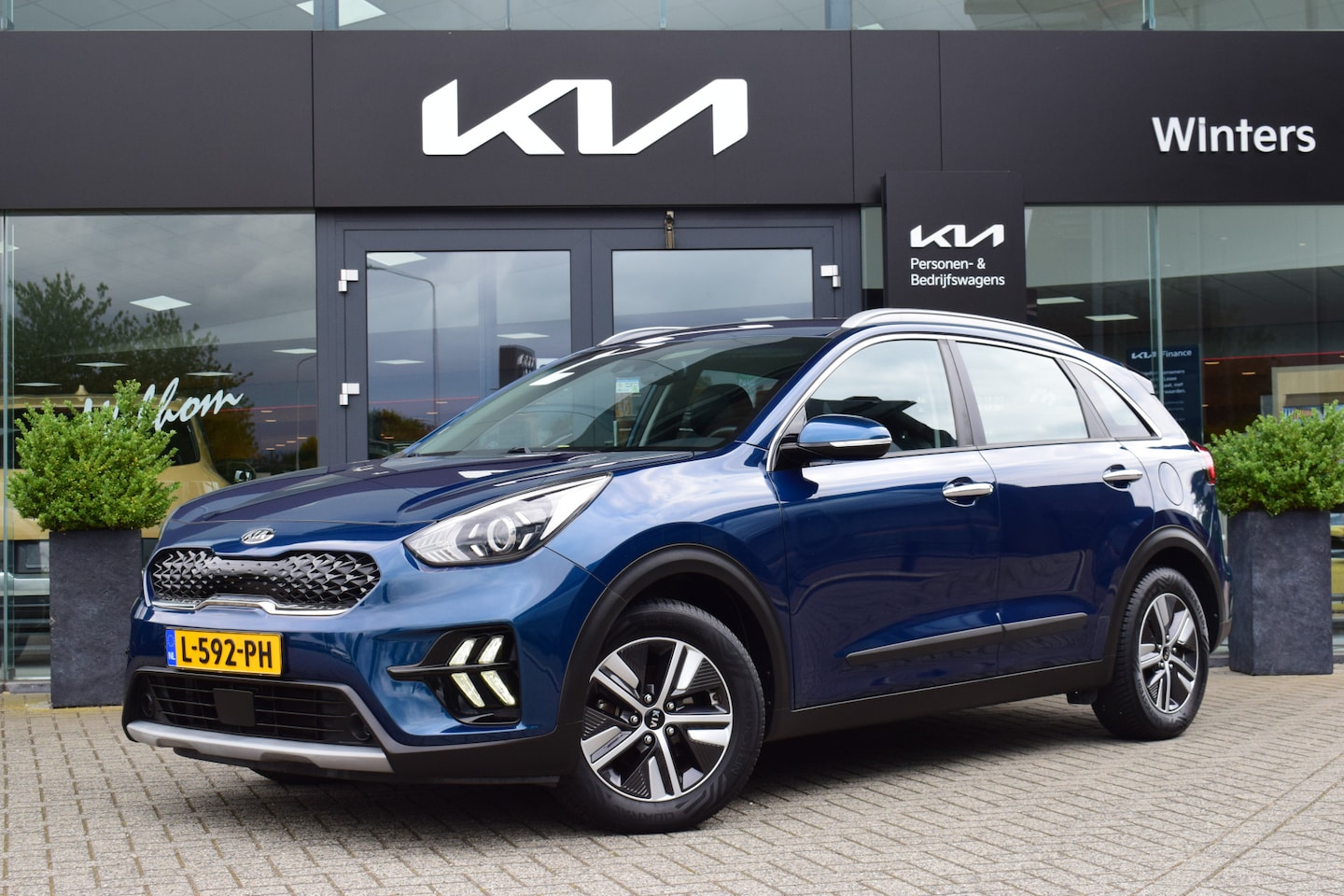 Kia Niro - 1.6 GDi Hybrid DynamicLine | Trekhaak | Navigatie | Adaptieve Cruise Control | Tot 10Jr. K - AutoWereld.nl