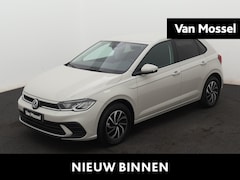 Volkswagen Polo - 1.0 TSI Life Edition 95pk | Navigatie | Apple CarPlay en Android Auto Draadloos | Achterui