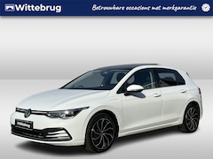 Volkswagen Golf - 1.4 eHybrid Style / Panoramadak / Memory Seats + massage / IQ LED / App-Connect / Camera /
