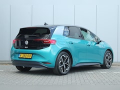 Volkswagen ID.3 - First Plus 58kW Pro 204pk Performance | SoH 95% | Steunhaak | Apple CarPlay/Android Auto |