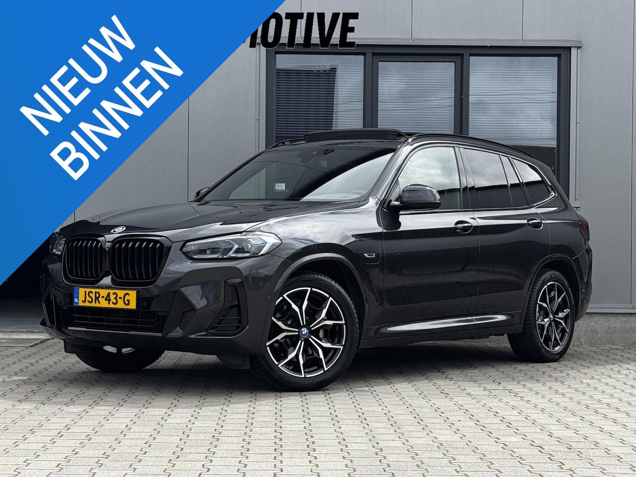 BMW X3 - xDrive30e High Executive 292 PK | M Sport | Panoramadak | Laserlicht | Head-Up Display | T - AutoWereld.nl