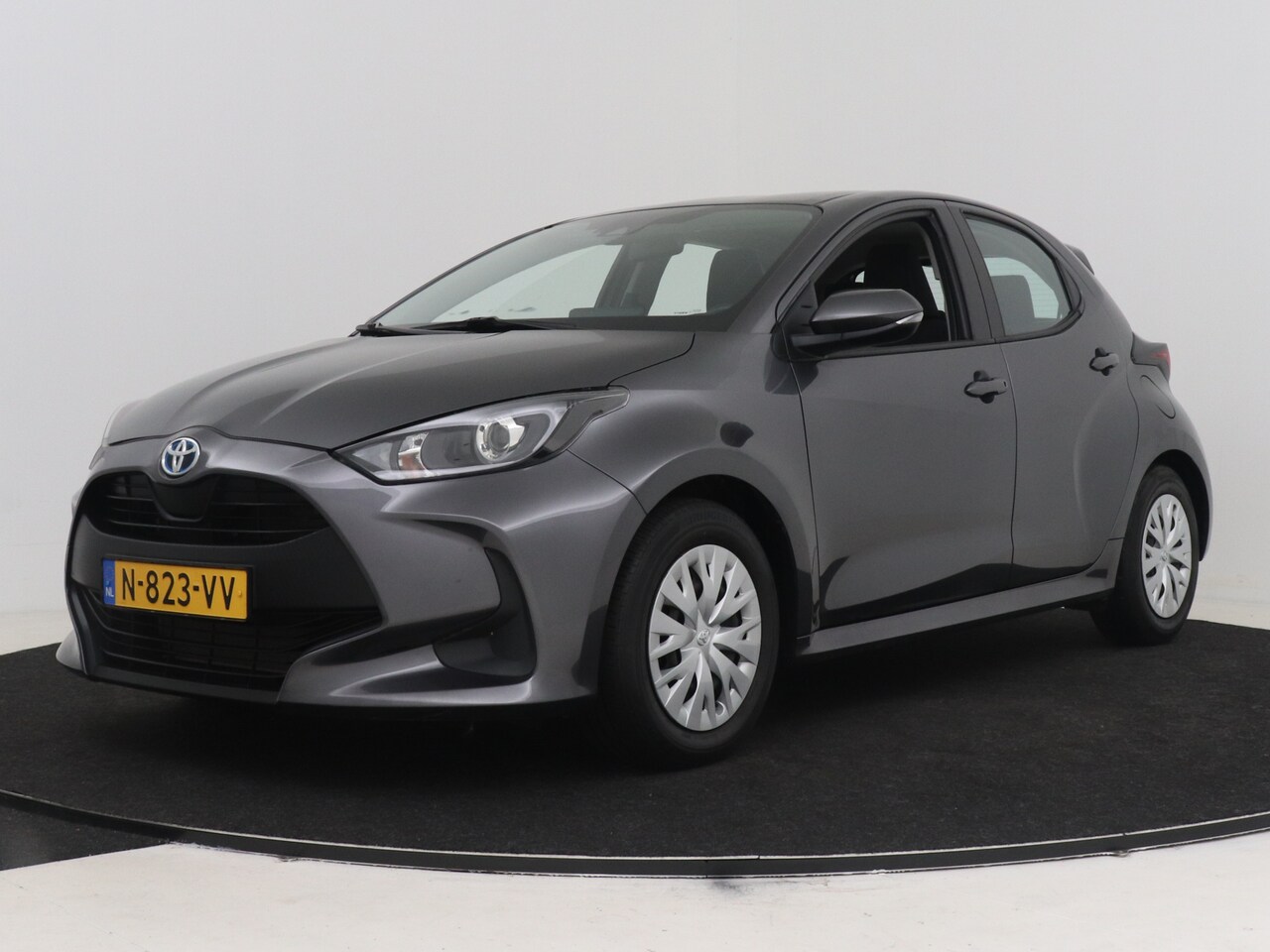 Toyota Yaris - 1.5 Hybrid Active 1.5 Hybrid Active - AutoWereld.nl