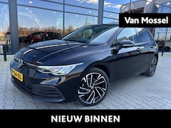 Volkswagen Golf - 2.0 TDI LIFE | 150 PK | Automaat | Stoel en Stuurverwarming | Digital Cockpit | Carplay /