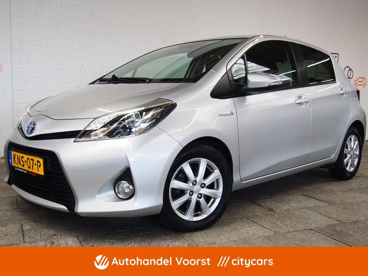 Toyota Yaris - 1.5 Full Hybrid Aspiration (APK:Nieuw) Incl.Garantie - AutoWereld.nl