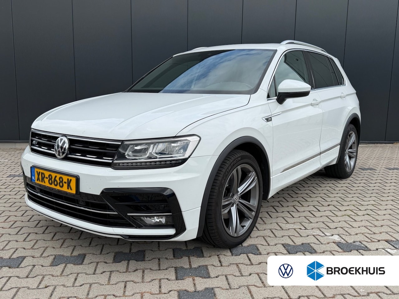 Volkswagen Tiguan - 1.5 TSI 130 pk Comfortline Business | Panoramdak | Elektrische achterklep | Cruise control - AutoWereld.nl