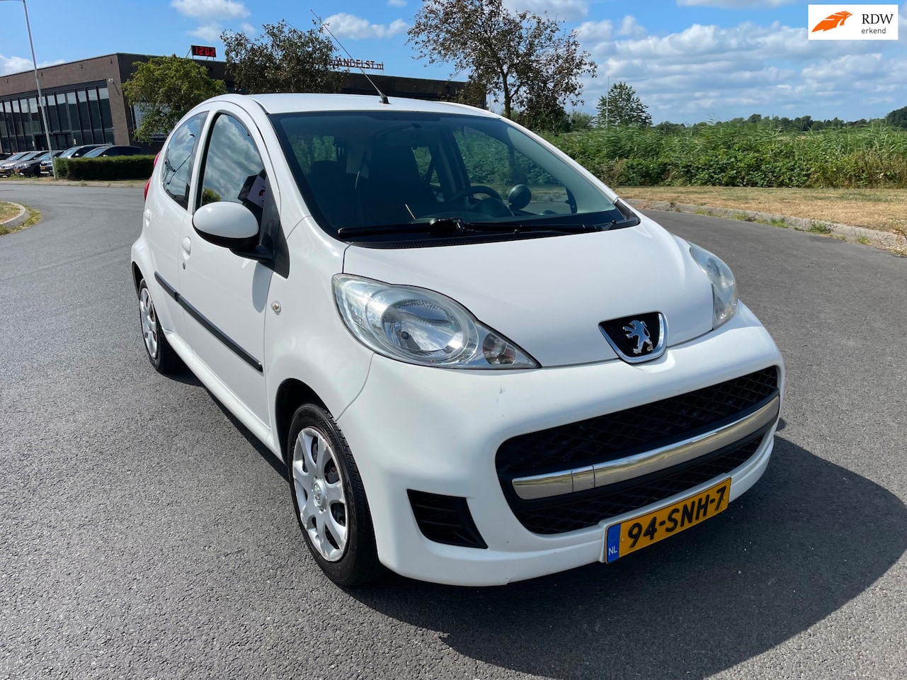 Peugeot 107 - 1.0-12V XS 1.0-12V XS, 5drs, Airco, Carplay, Elektr ramen, Toerenteller, 2e eig afk, Geen import, Goe - AutoWereld.nl