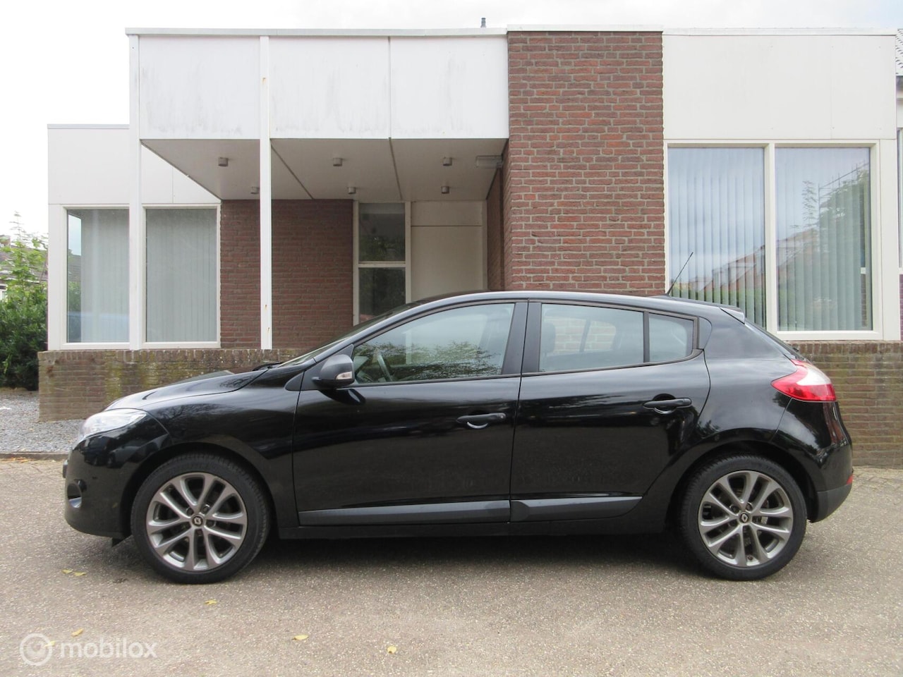 Renault Mégane - 1.6 Expression / 2012 / 226dkm / Airco / Navi - AutoWereld.nl