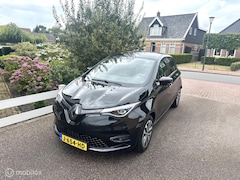 Renault Zoe - R135 Edition One 52 kWh KOOPACCU WARMTEPOMP CAMERA NAVIGATIE BOSE AUDIO BLINDSPOT ZEER LUX