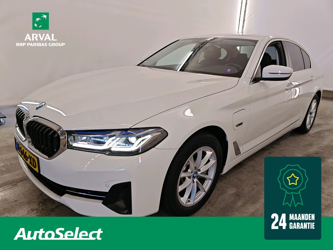 BMW 5-serie - 520e 204pk Business Edition Plus PHEV | SOH 89% | Zwart Leder | ACC | HIF System Audio | S - AutoWereld.nl