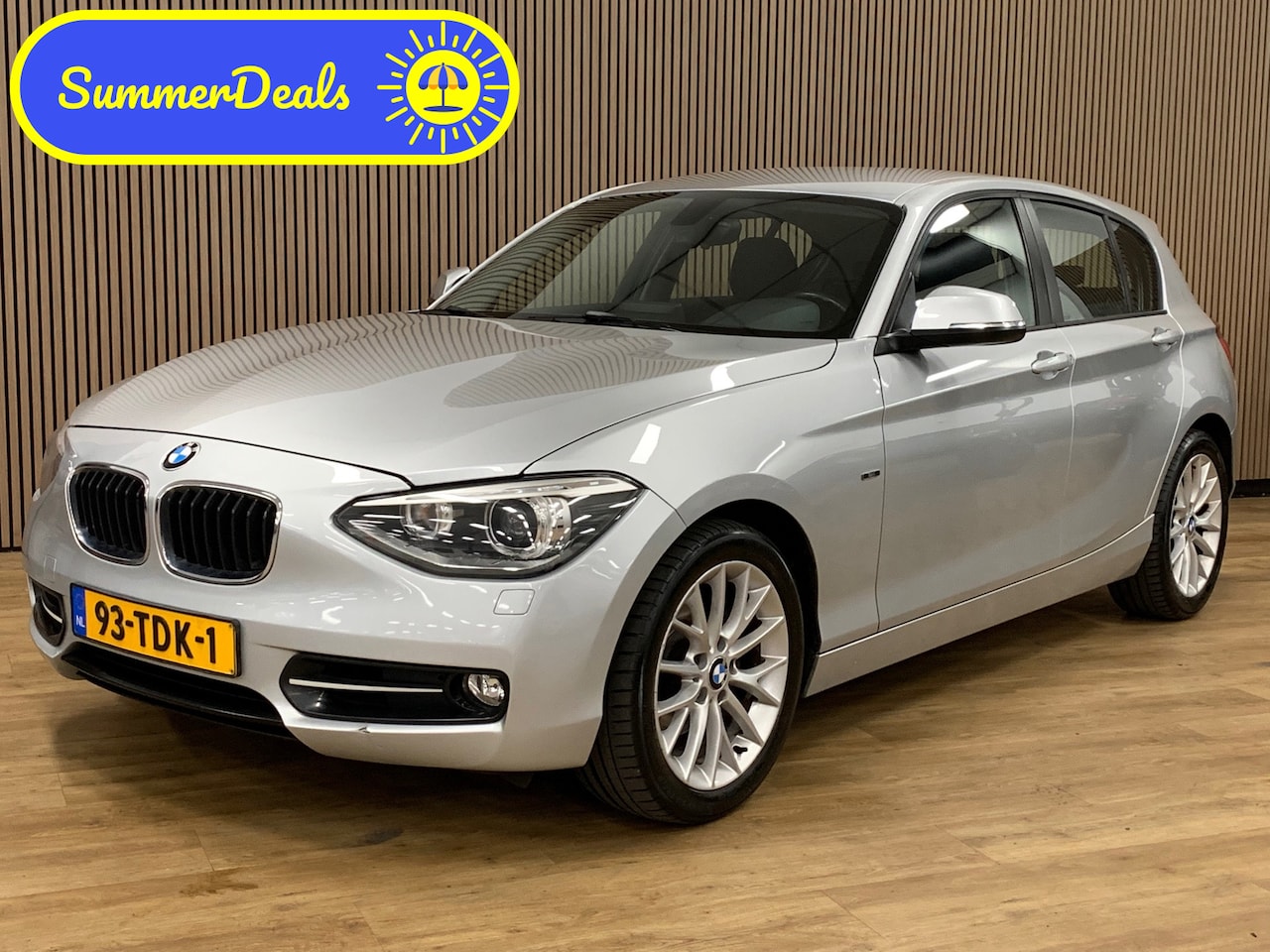 BMW 1-serie - 118i Business+|Navigatie|Climate Control| - AutoWereld.nl