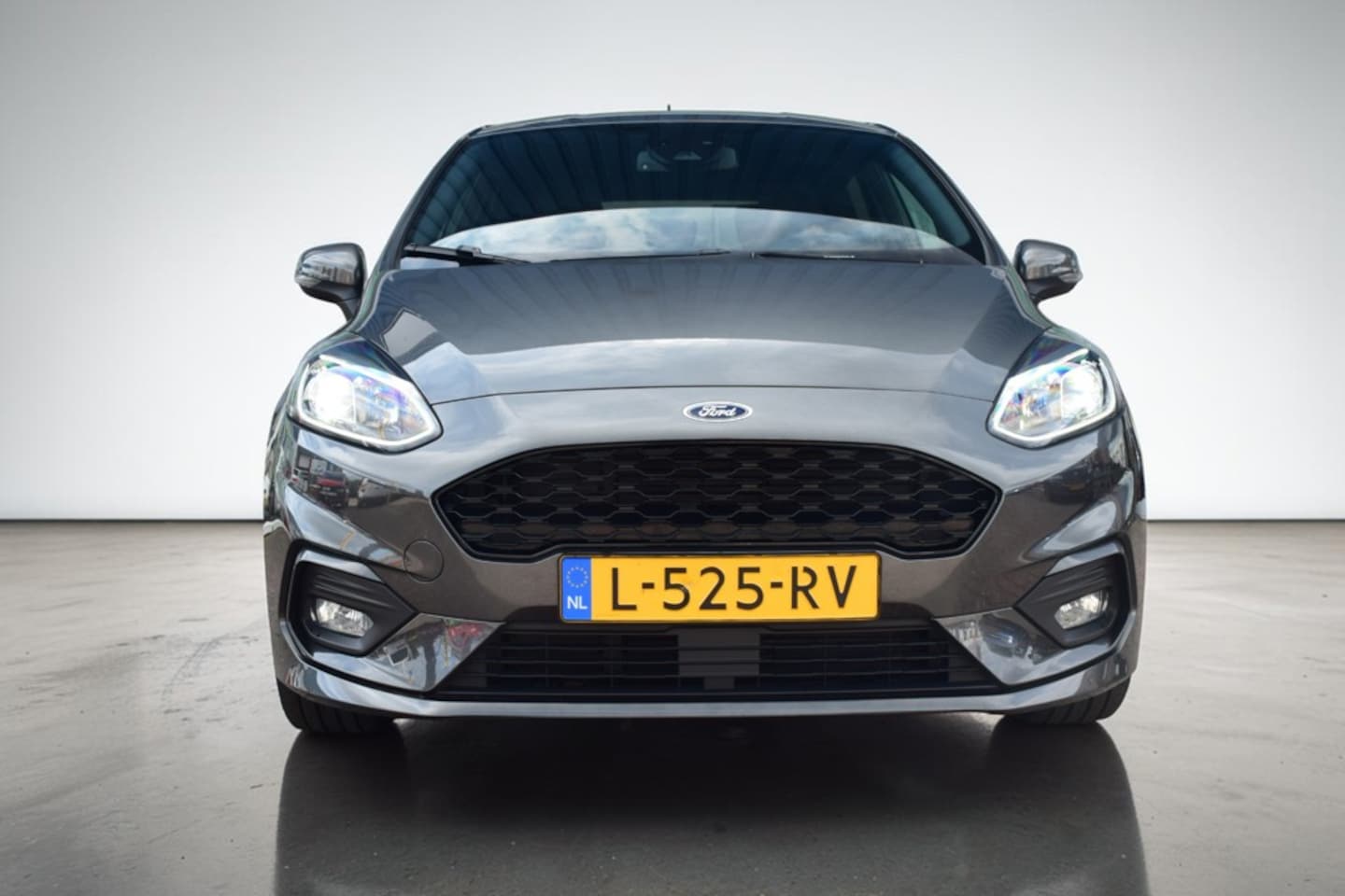 Ford Fiesta - 1.0 EcoBoost Hybrid ST-Line 1.0 EcoBoost Hybrid ST-Line, Winterpakket, Verwarmde voorstoelen en stuur, Distributiekett