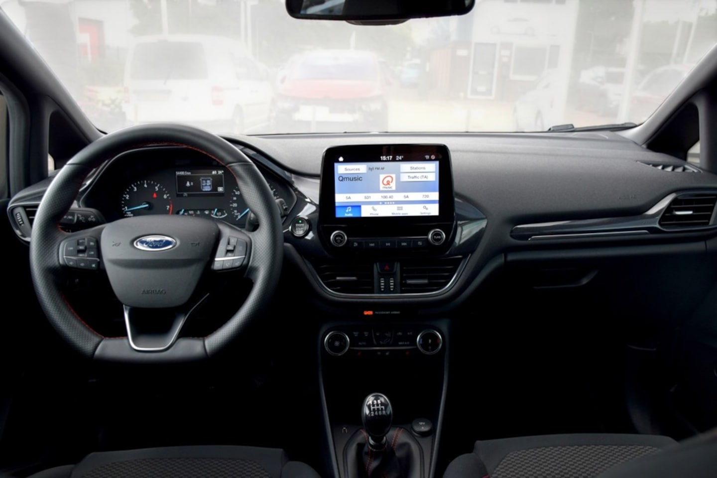 Ford Fiesta - 1.0 EcoBoost Hybrid ST-Line 1.0 EcoBoost Hybrid ST-Line, Winterpakket, Verwarmde voorstoelen en stuur, Distributiekett