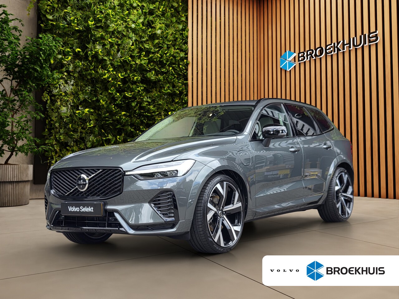 Volvo XC60 - 2.0 T8 Plug-in hybrid AWD Ultra Dark Exec. Ed. | Luchtvering | Bowers&Wilkins | Massage/ve - AutoWereld.nl