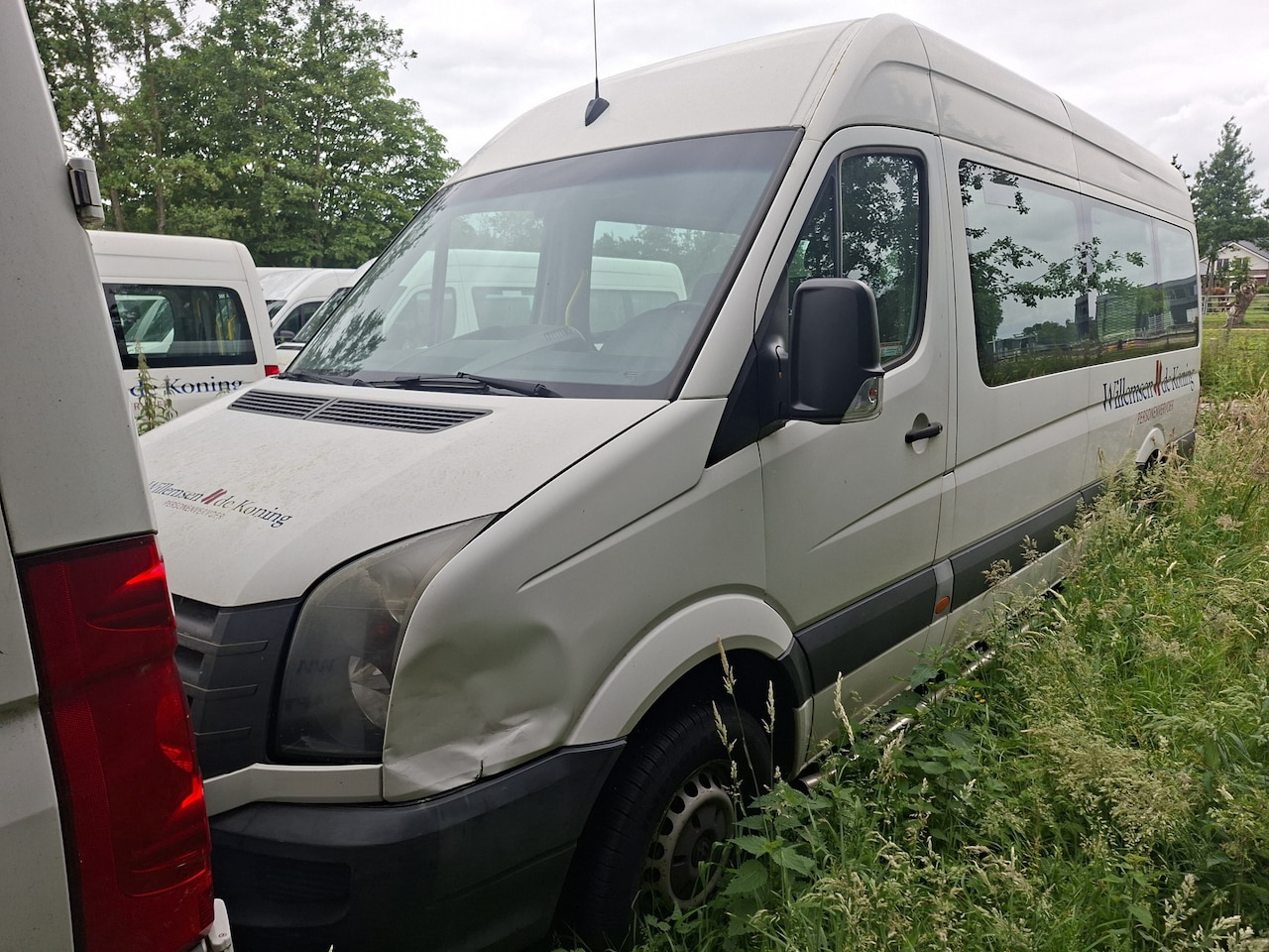 Volkswagen Crafter - 35 2.0 TDI 2995.- INCL BTW MOTOR KAPOT 9-PERS. ROLSTOEL 110PK L3H2 - AutoWereld.nl