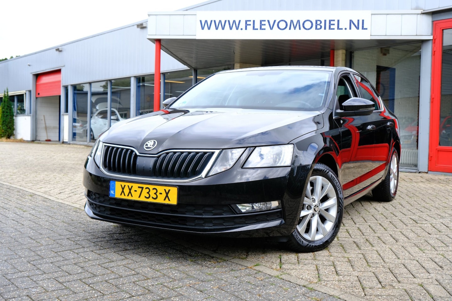Skoda Octavia - 1.0 TSI Greentech Ambition Business Navi|CarPlay|Clima|LMV - AutoWereld.nl