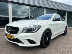 Mercedes-Benz CLA-Klasse - 200 Edition, Automaat, Leer, LED