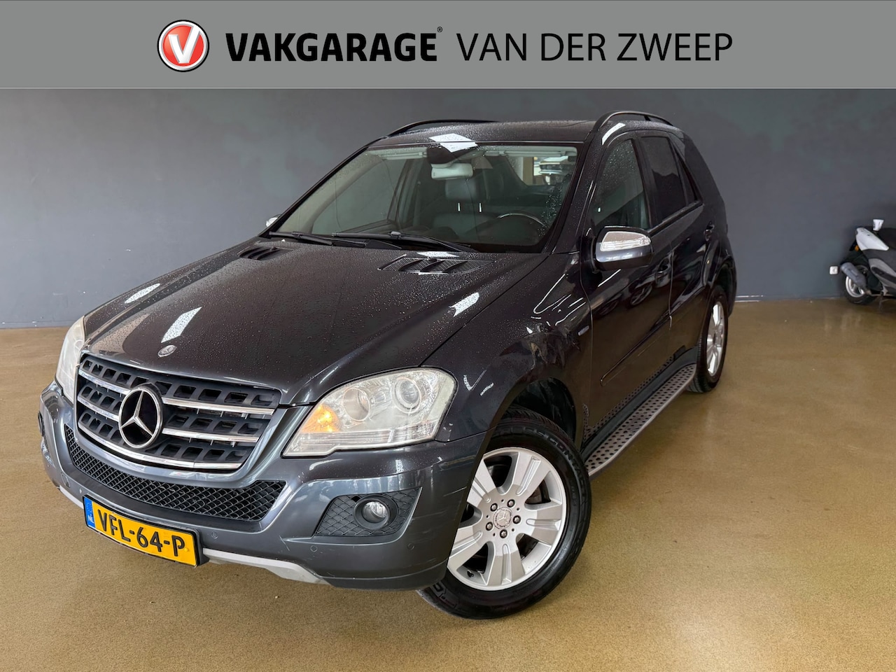 Mercedes-Benz ML-klasse - 300 CDI 4MATIC | Trekhaak | Elektr stoelen | Grijs kenteken. - AutoWereld.nl