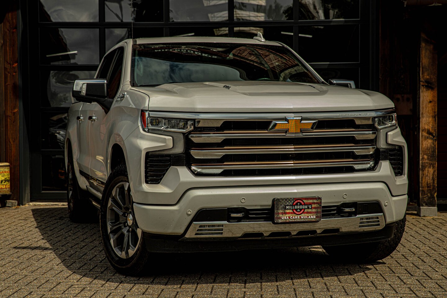 Chevrolet Silverado - Chevrolet High country Full options |1e eigenaar | orgi NL | - AutoWereld.nl