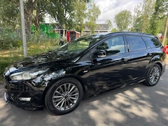 Ford Focus Wagon - 1.0 ST-Line Black Edition